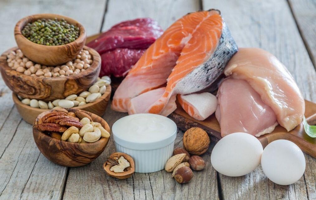 Products with a high content of animal and herbal protein